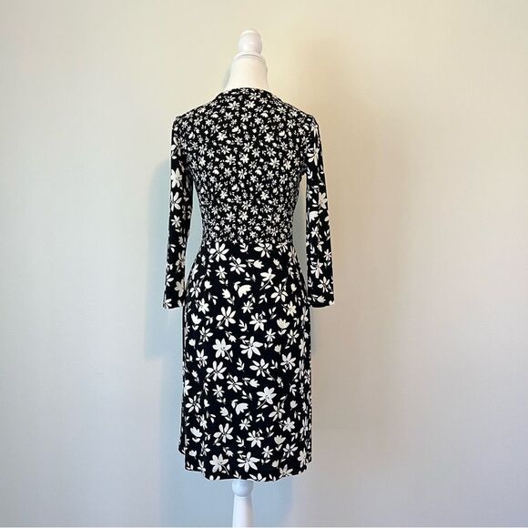 Talbots Bicolor Ditsy Wrap Jersey Black and White Floral Dress NEW Size XS - Picture 6 of 8